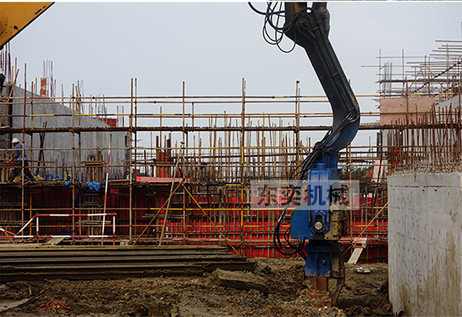 最新打樁工人招聘，行業(yè)現(xiàn)狀透視與各方觀點(diǎn)探討，個(gè)人立場(chǎng)表達(dá)