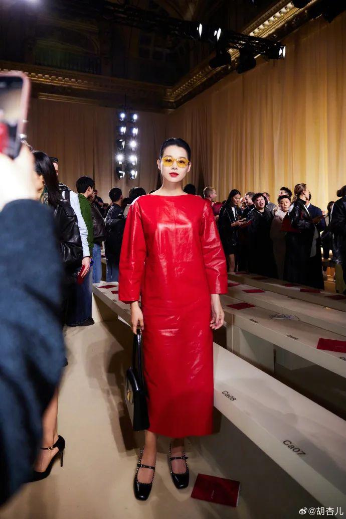 劉濤最新圖片曝光，演藝界的閃耀之星，展現(xiàn)璀璨風(fēng)采