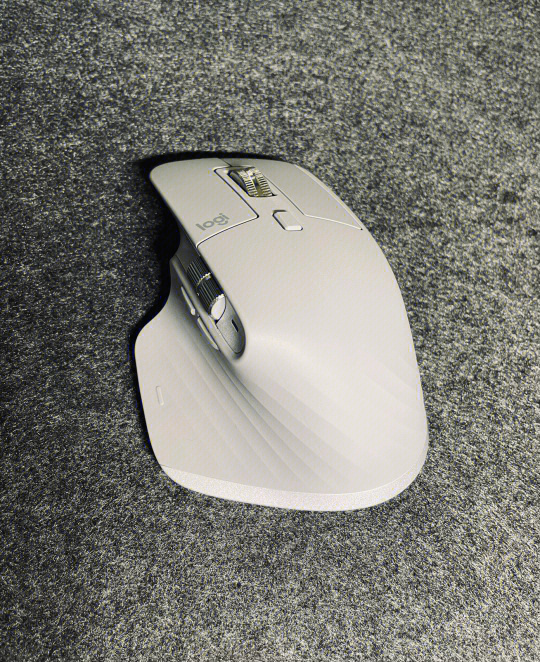 最新羅技鼠標，科技先鋒，極致體驗