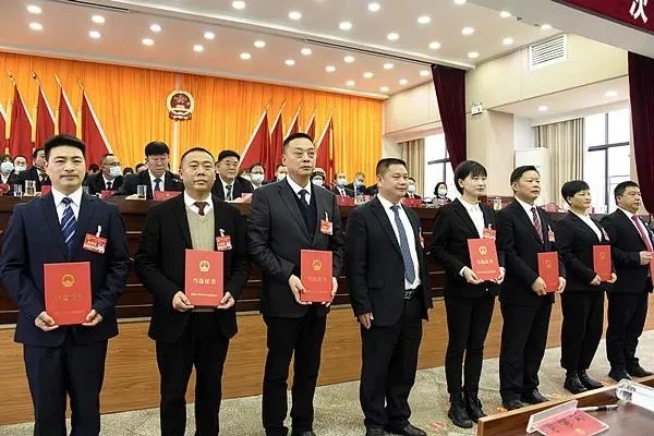 西秀區(qū)干部任，科技革新引領智慧生活