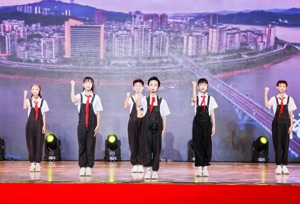 文化與時尚交融，最新廣場舞曲引領2024風尚