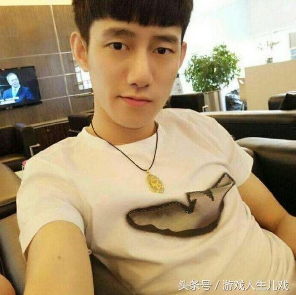 阿哲最新動(dòng)態(tài)揭秘，探索前沿，潮流引領(lǐng)者