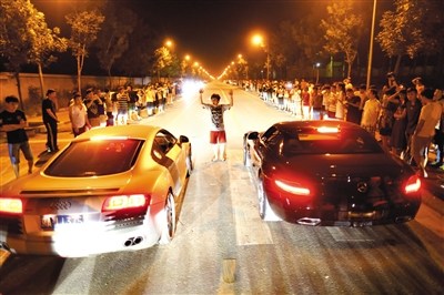 新疆車禍最新消息，探索自然美景不受阻礙