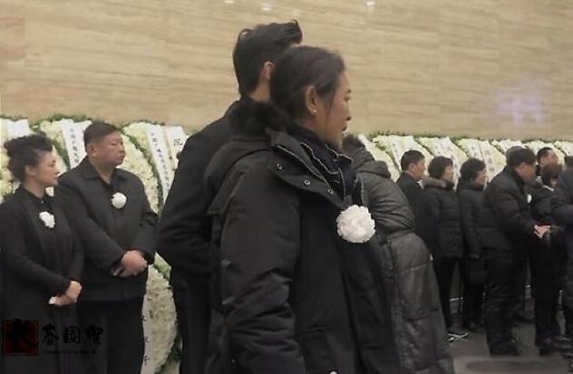 趙忠祥最新消息，科技巨頭引領(lǐng)潮流，全新高科技產(chǎn)品亮相舞臺(tái)