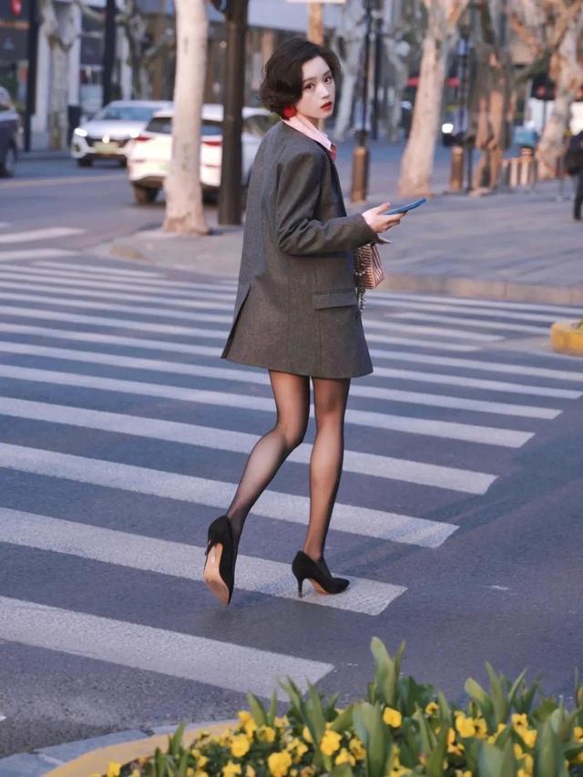 警惕非法色情內(nèi)容，遠(yuǎn)離辣文絲襪誘惑，尋找健康娛樂方式