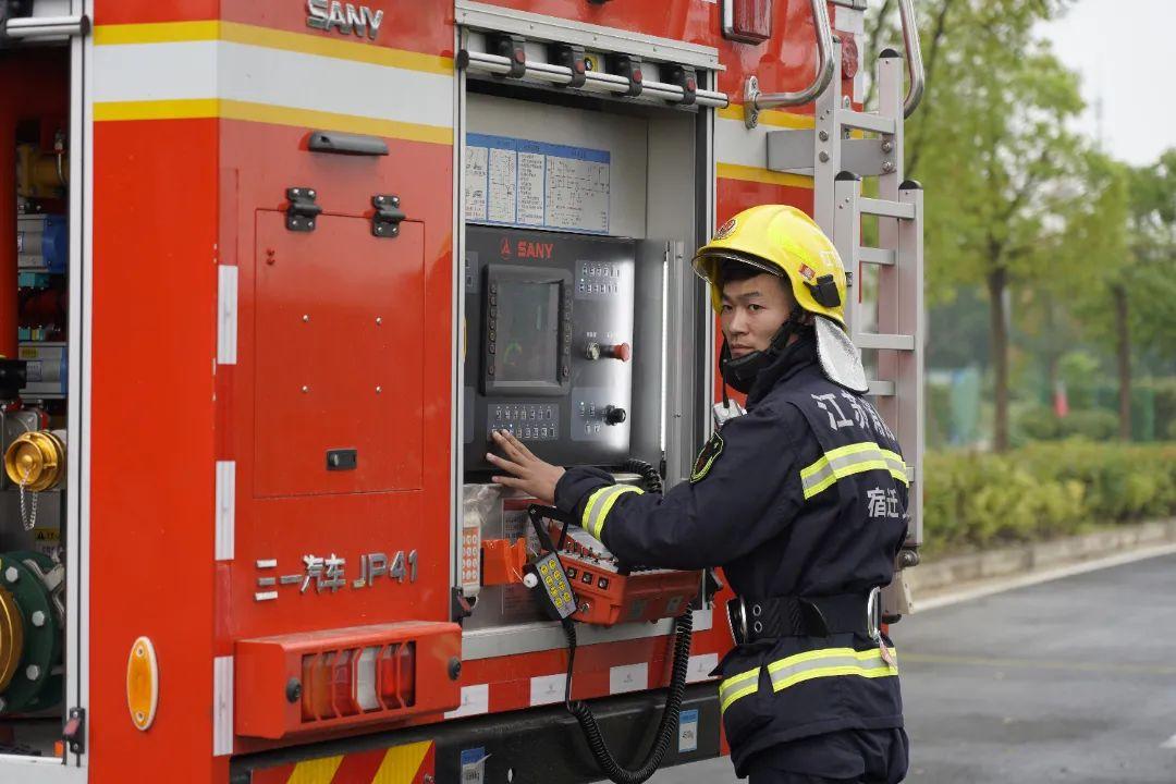 江蘇大火最新進展，持續(xù)關(guān)注火勢情況及救援動態(tài)
