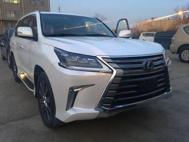 雷克薩斯270最新報價，時代標桿豪華轎車之選