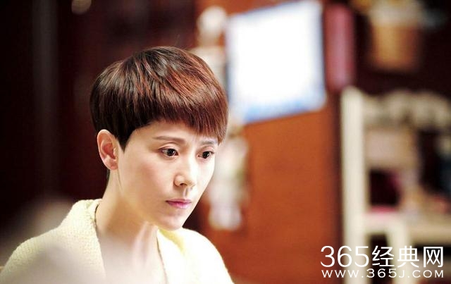 娛樂圈之女王在上，璀璨星途下的榮耀篇章（最新章節(jié)）