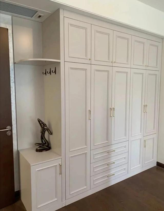 壁柜最新款安裝指南，最新壁柜款式及其安裝步驟詳解