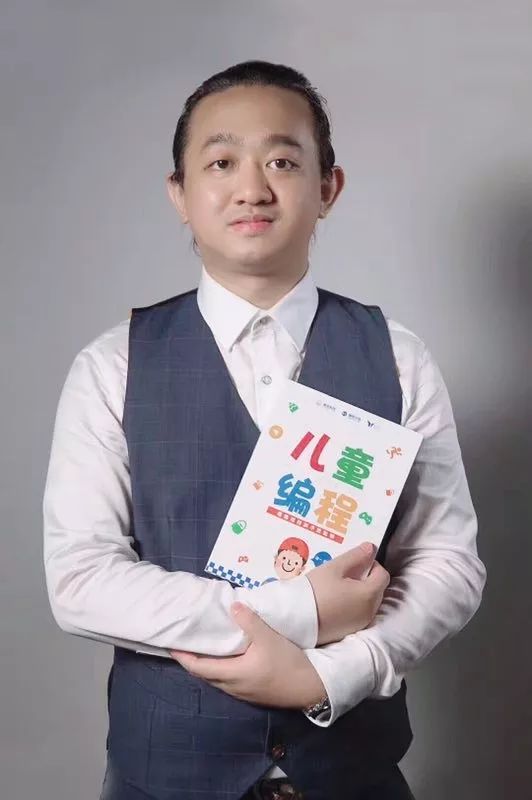 葉正喬最新,葉正喬最新動(dòng)態(tài)????，帶你領(lǐng)略不一樣的風(fēng)采！