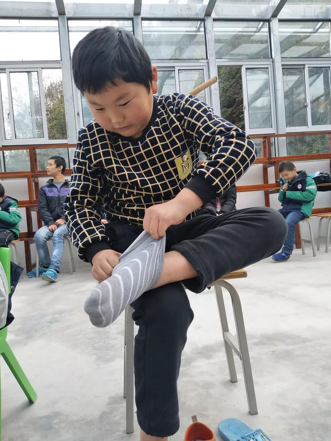 穿襪子比賽，心靈與自然的競技之旅