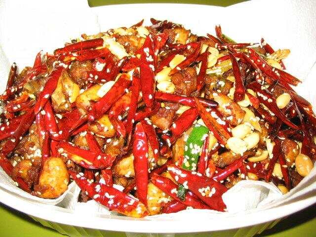 川菜經(jīng)典特色菜制作教程，探尋川菜美食，體驗內(nèi)心平靜的烹飪之旅