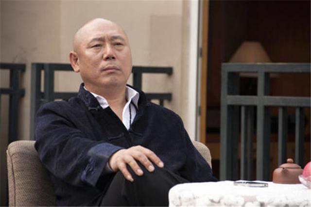 李成儒，從舞臺到熒屏的自信蛻變與成就感滿滿之路