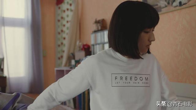 演員何佳，炸裂演技，魅力四射??