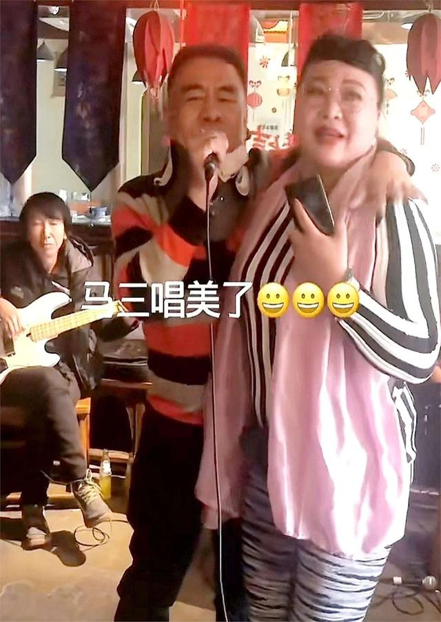 姚三馬新視頻火爆小紅書，熱議焦點，爆款來襲！