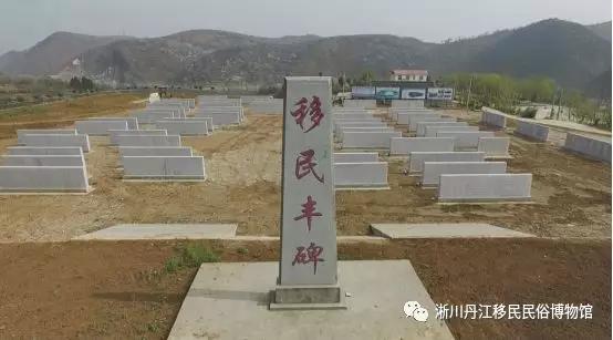 鎮(zhèn)平電視臺(tái)主持人，優(yōu)雅才華并存的光彩之星?