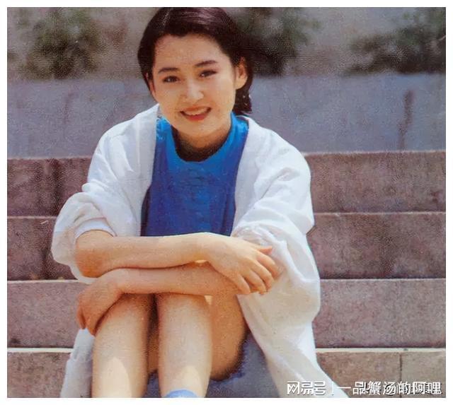 重磅推出，演員楊青科技新品，引領(lǐng)未來生活新潮流！