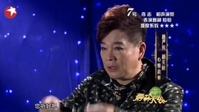 舞臺(tái)上的榮耀與爭(zhēng)議，掌聲下的演員之路