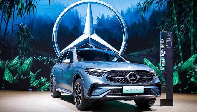 GLC350奔馳最新報(bào)價(jià)，購車之旅的溫馨指南