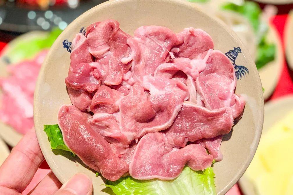 小巷深處的最新火鍋菜品，味覺盛宴的驚喜探索
