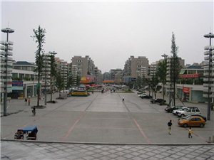 彭山貼吧最新動態(tài)，科技新浪潮引領(lǐng)智能產(chǎn)品重磅登場！