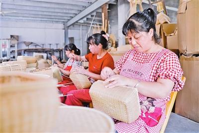 安吉小巷深處的隱藏版特色小店驚艷亮相，最新新聞報(bào)道