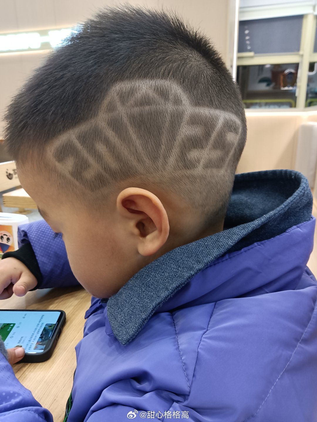 小杰的潮流之旅，最新兒童發(fā)型男的友情故事與發(fā)型風采