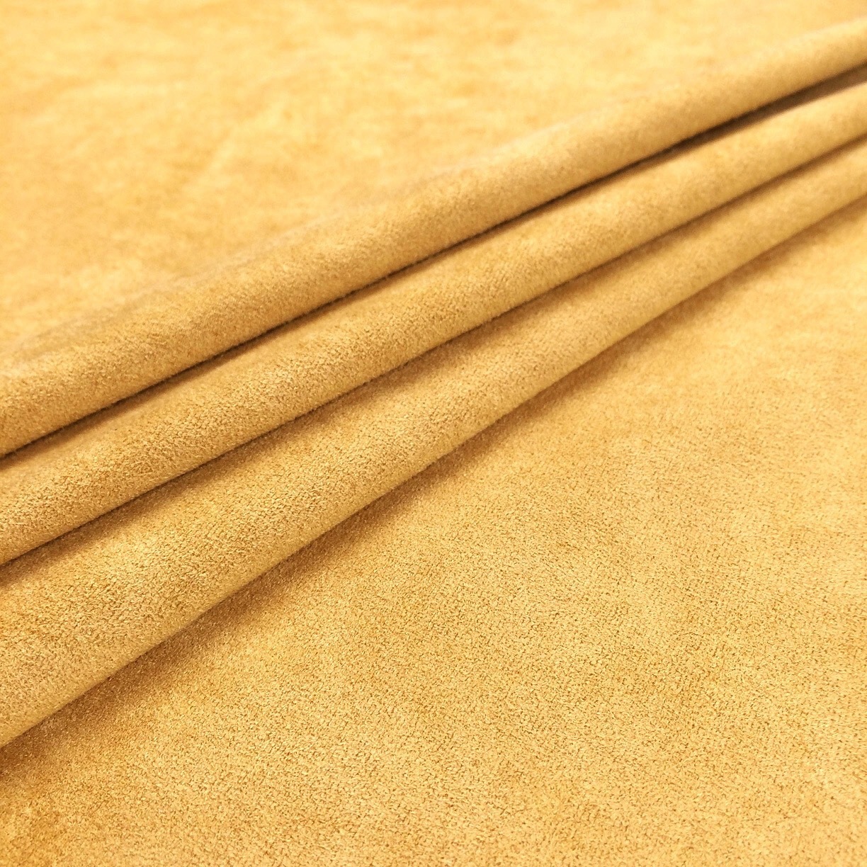 最新麂皮絨，時(shí)尚界的寵兒