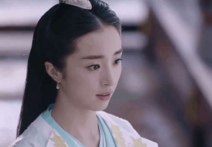 昇華的愛，時(shí)代印記下的深情厚意
